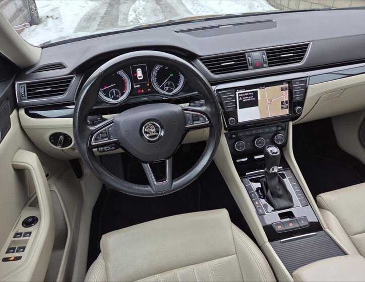 Škoda Superb Kombi 2,0 l 206 kw