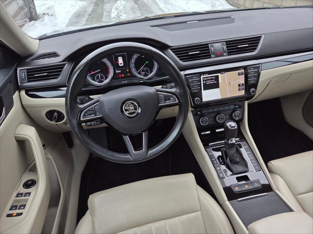 Škoda Superb Kombi 2,0 l 206 kw