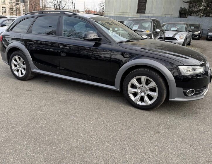 Audi A4 Allroad Kombi 3,0 l 180 kw