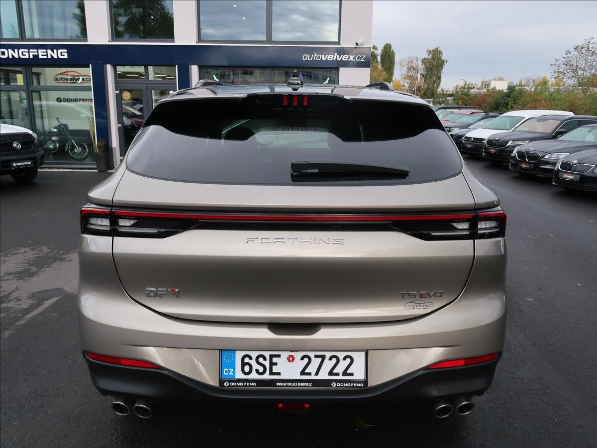 Dongfeng T5 EVO SUV 1,5 l 130 kw