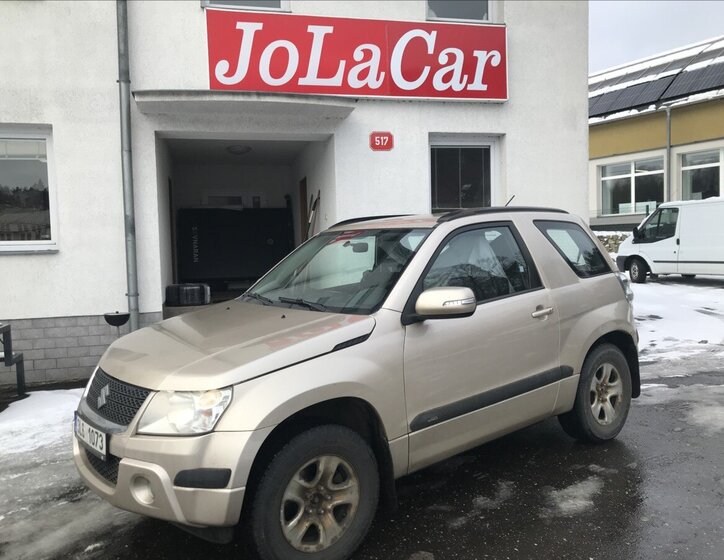 Suzuki Grand Vitara SUV 2,4 l 122 kw