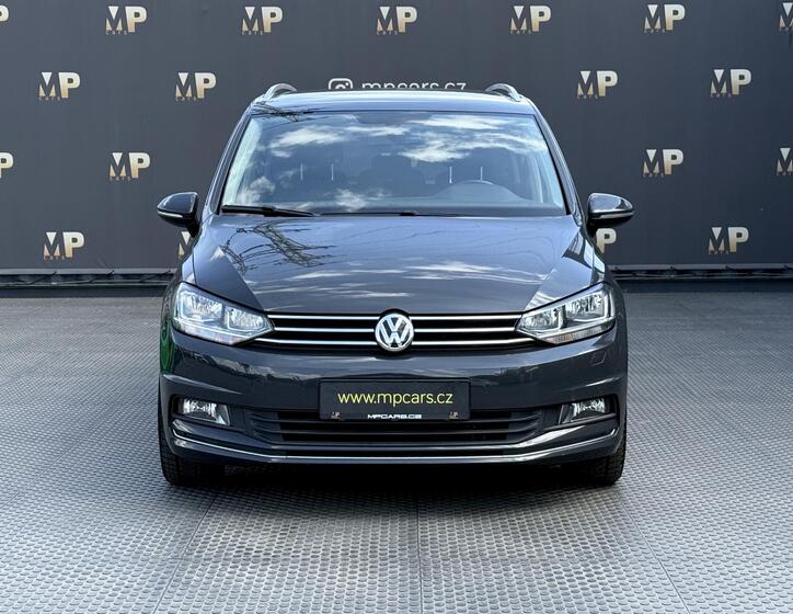 Volkswagen Touran 2