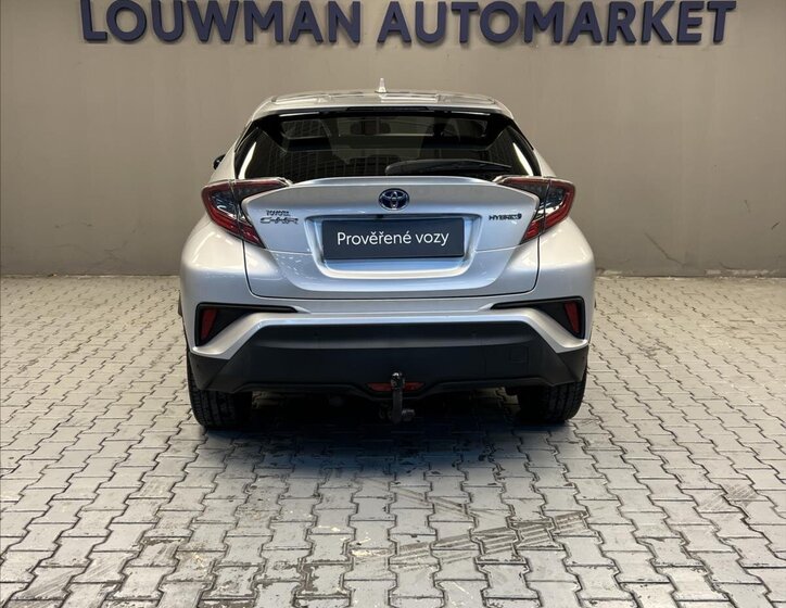 Toyota C-HR Hatchback 1,8 l 72 kw