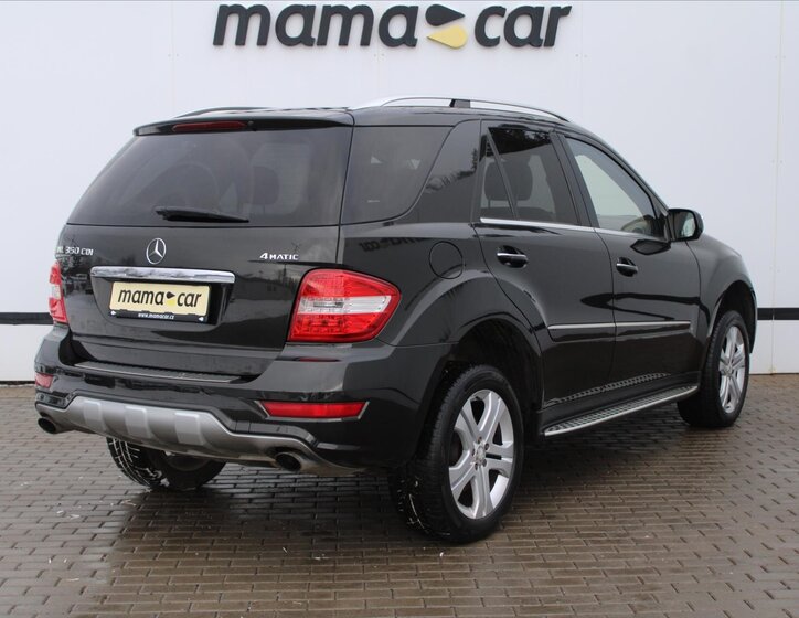 Mercedes-Benz Třídy M SUV / Terénní 3,0 l 165 kw