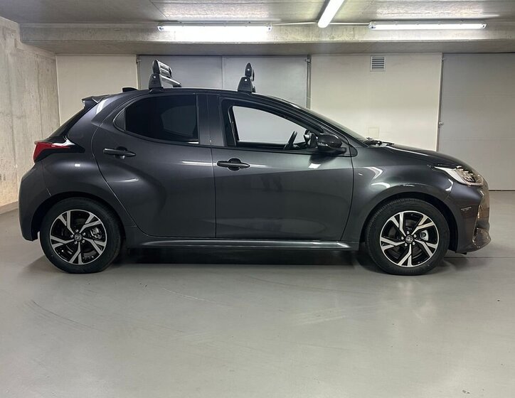 Toyota Yaris 4