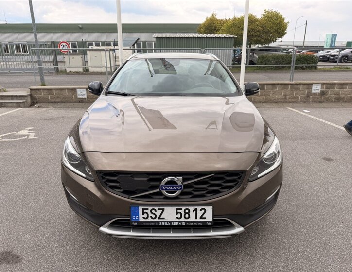 Volvo V60 Kombi 2,0 l 180 kw