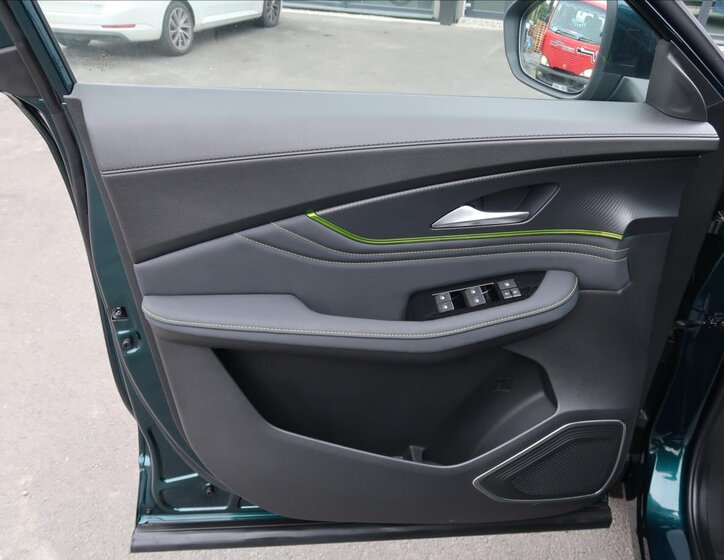 Dongfeng T5 EVO SUV 1,5 l 180 kw