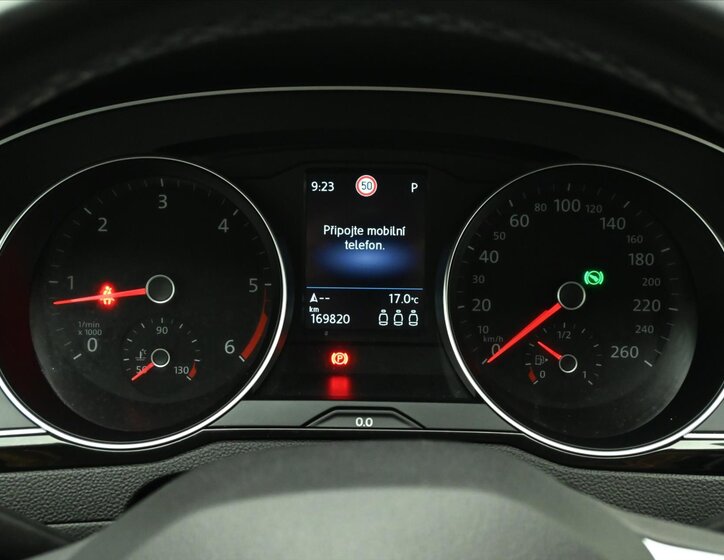 Volkswagen Passat Kombi 2,0 l 140 kw