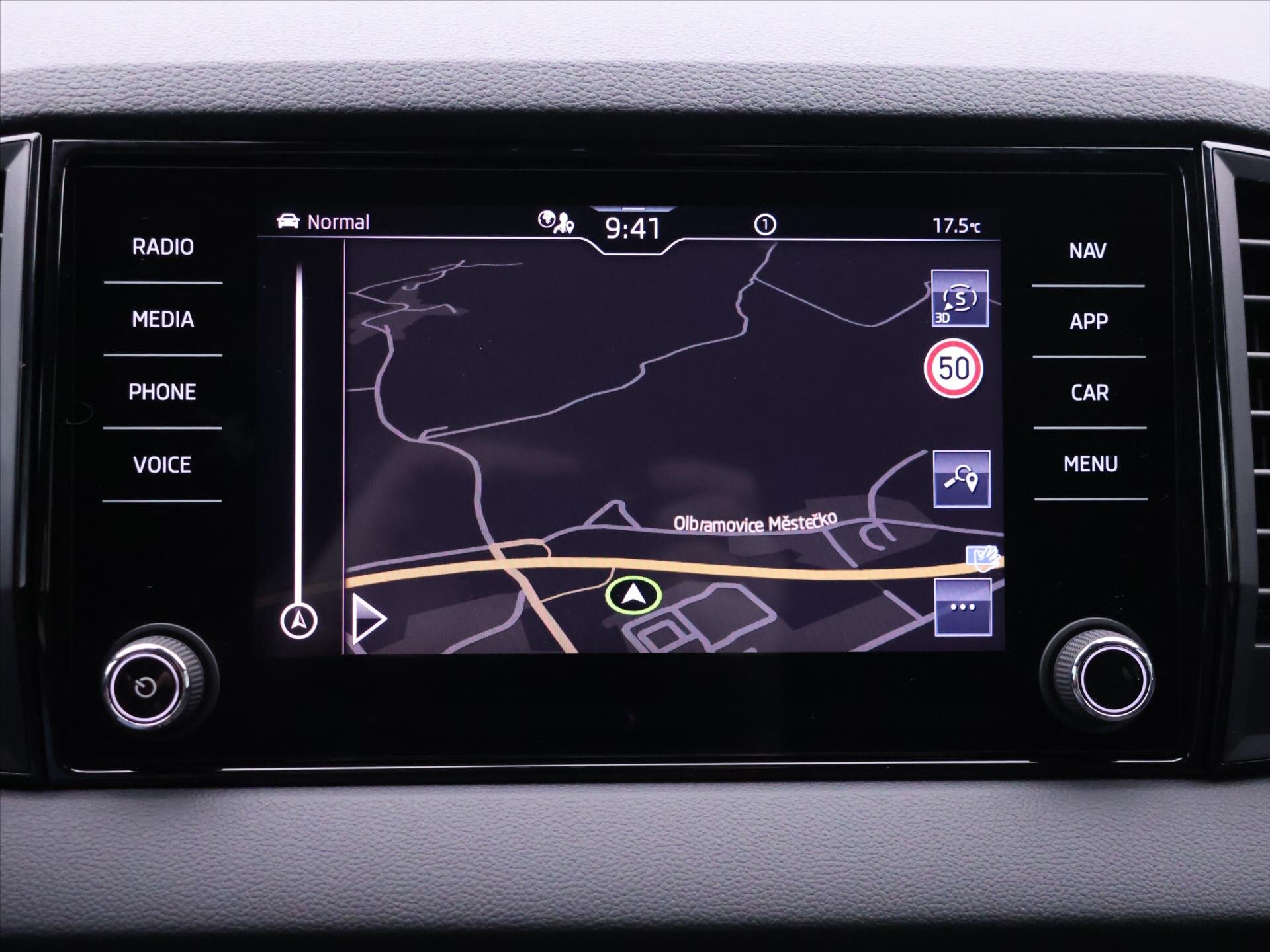 Škoda Karoq SUV 2,0 l 110 kw