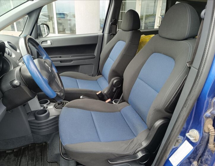 Mitsubishi Colt Hatchback 1,3 l 70 kw