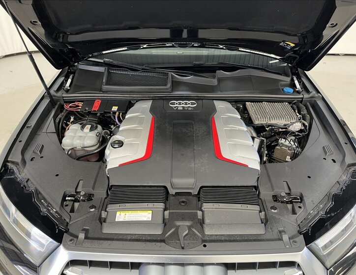 Audi SQ7 35