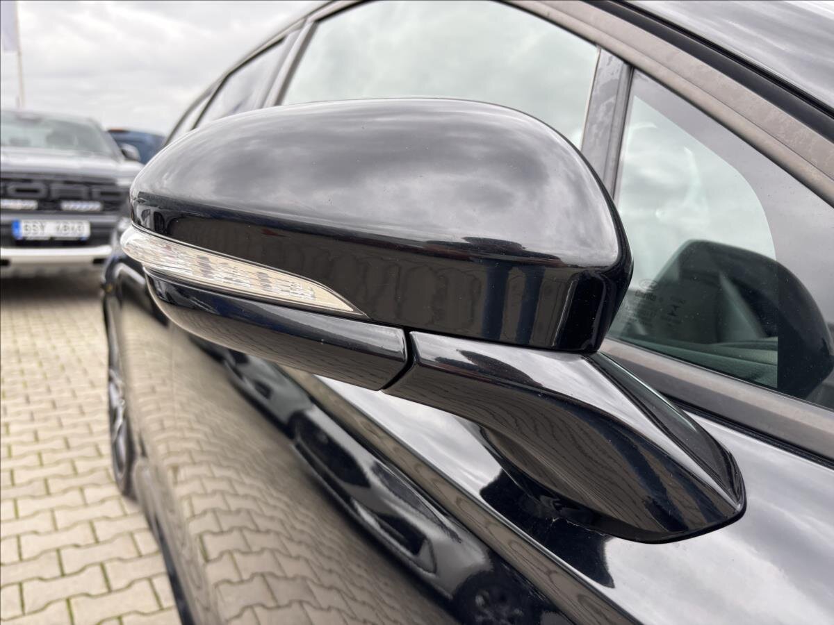 Ford Mondeo Kombi 2,0 l 140 kw