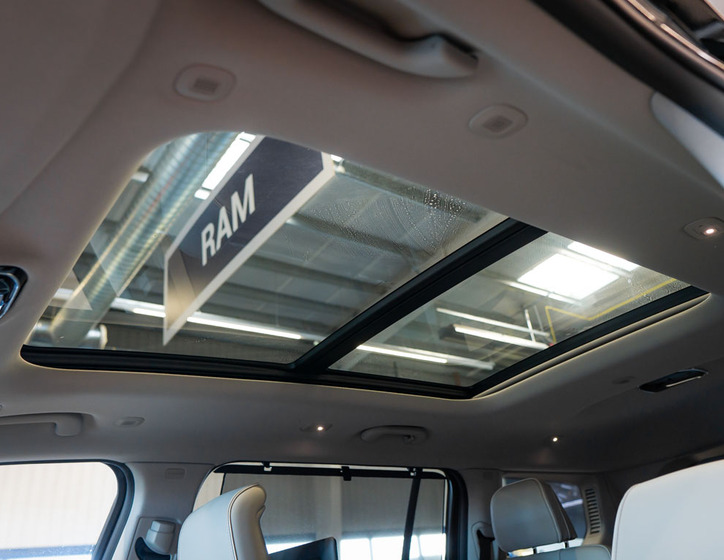 Jeep Grand Cherokee 42