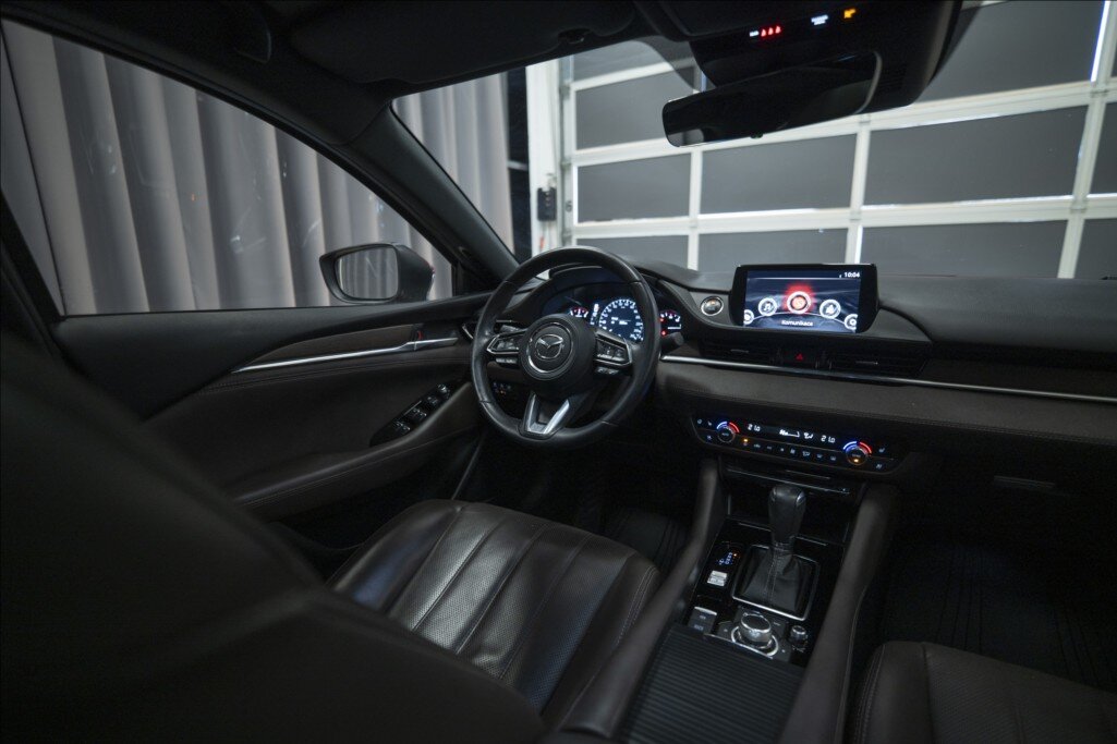 Mazda 6 Sedan / Limuzína 2,5 l 143 kw