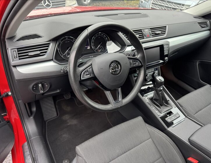 Škoda Superb Kombi 2,0 l 110 kw