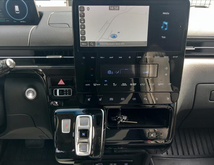 Hyundai Staria VAN-Minibus 1,6 l 117 kw