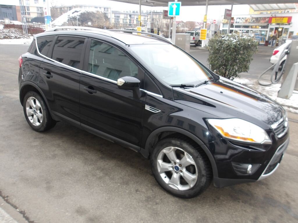 Ford Kuga SUV 2,0 l 120 kw