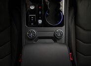 Volkswagen Touareg SUV / Terénní 3,0 l 210 kw