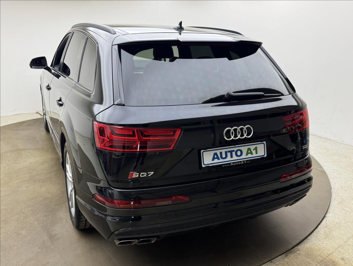 Audi SQ7 SUV / Terénní 4,0 l 320 kw