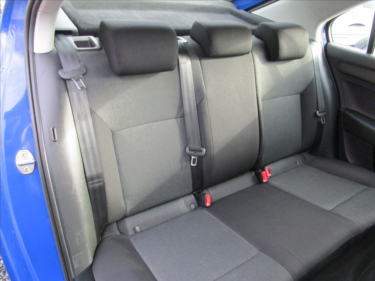 Škoda Rapid Sedan 999,0 70 kw