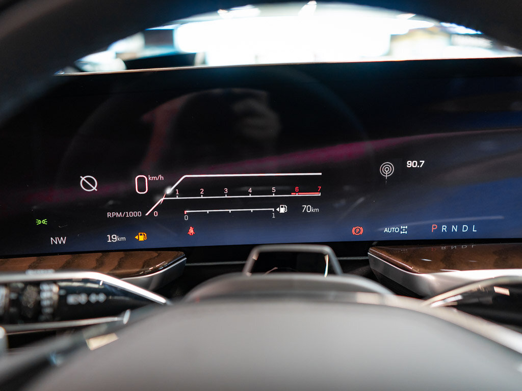 Cadillac Escalade SUV 6,2 l 313 kw