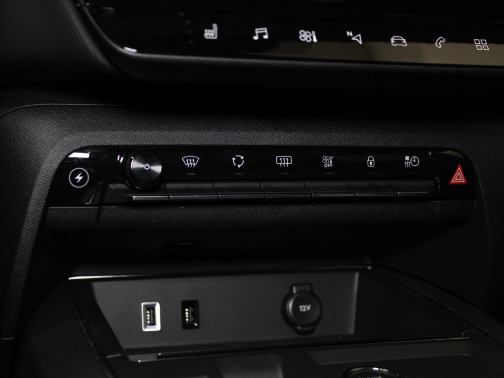 Citroën C5 Aircross SUV 1,6 l 165 kw