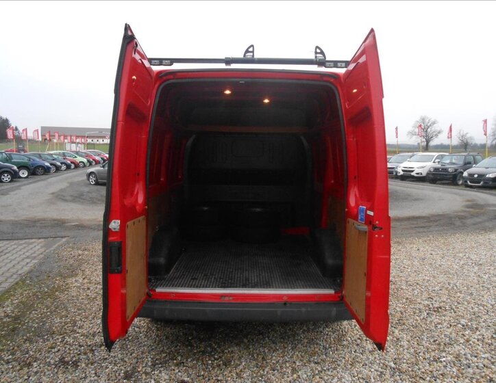 Ford Transit 13