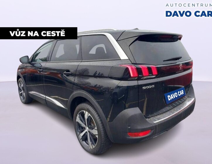 Peugeot 5008 3