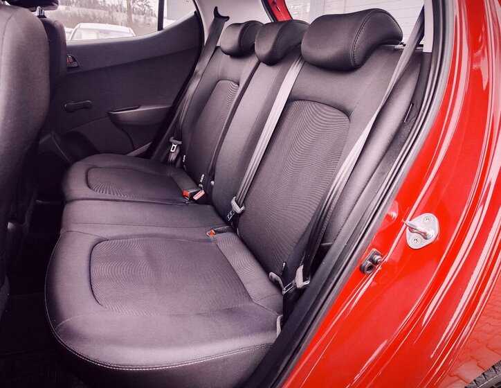 Hyundai i10 Hatchback 998,0 49 kw