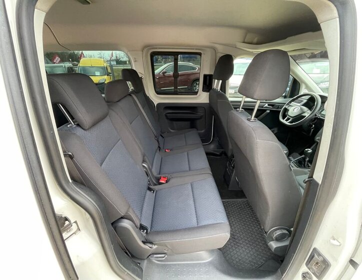 Volkswagen Caddy 13