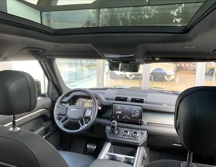 Land Rover Defender 80