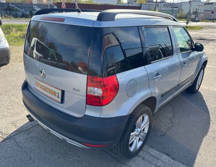 Škoda Yeti SUV / Terénní 1,4 l 90 kw