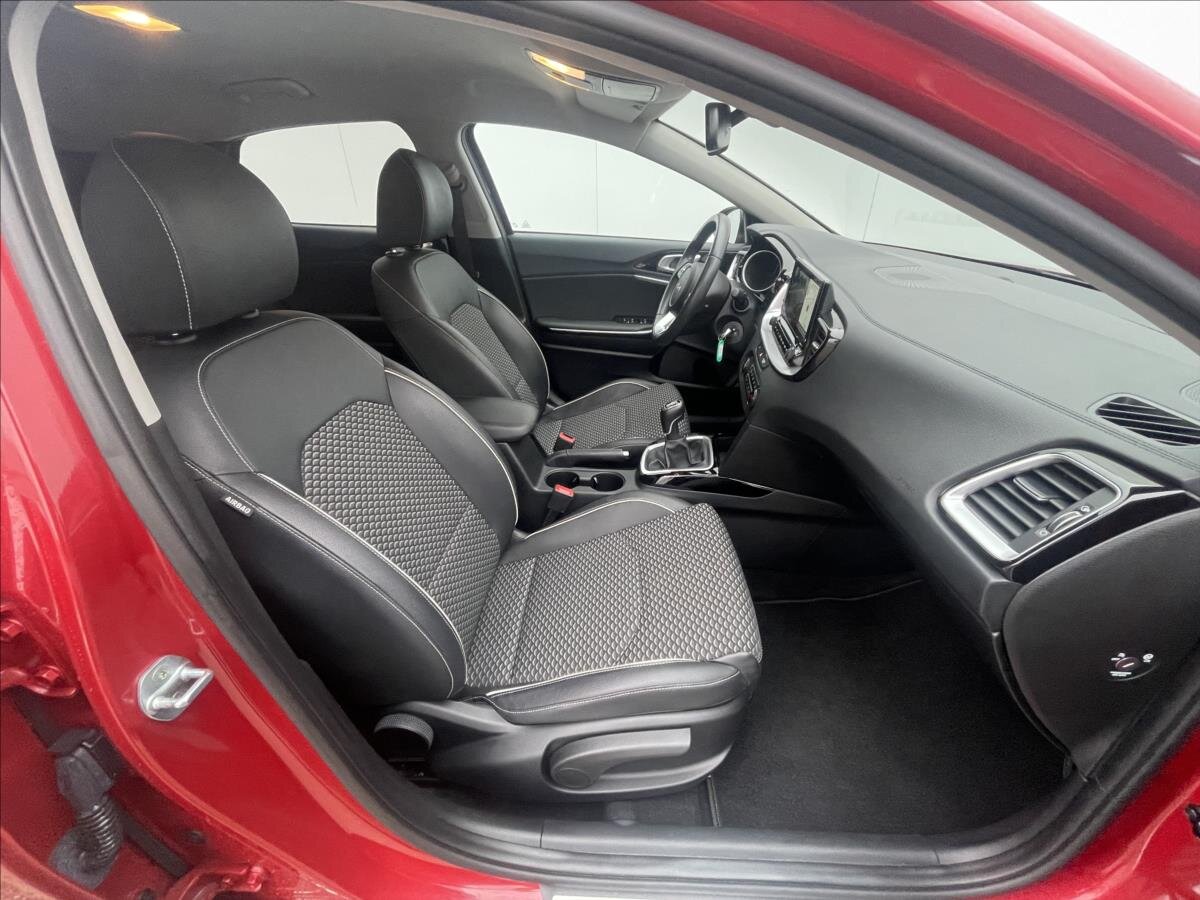 KIA XCeed Hatchback 1,5 l 118 kw