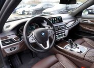 BMW Řada 7 24