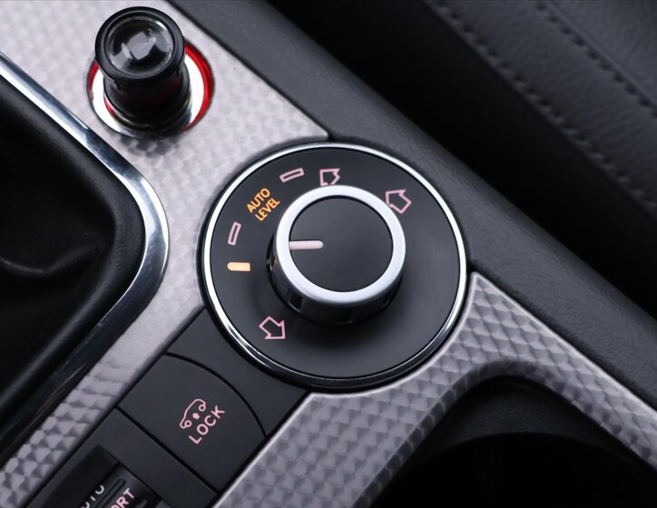 Volkswagen Touareg SUV / Terénní 3,0 l 176 kw