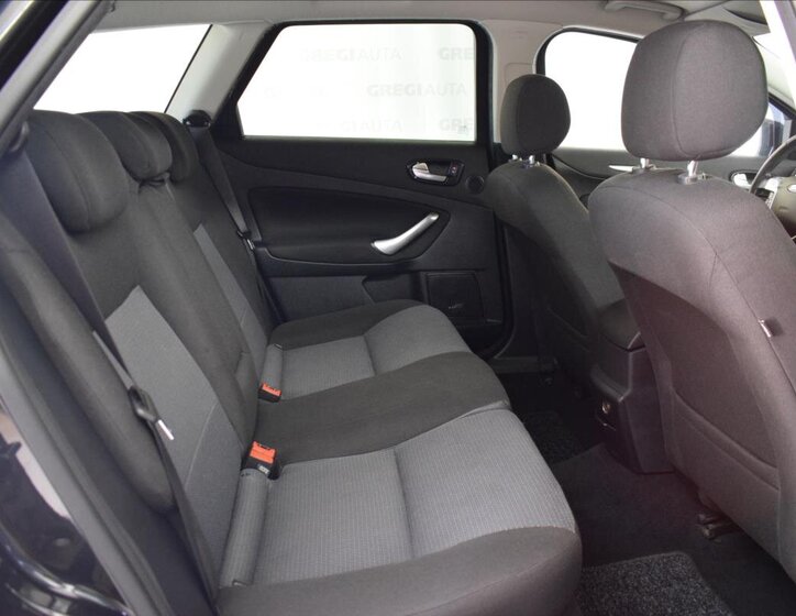 Ford Mondeo Kombi 2,0 l 107 kw