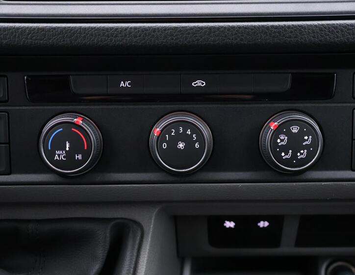 Volkswagen Crafter 23