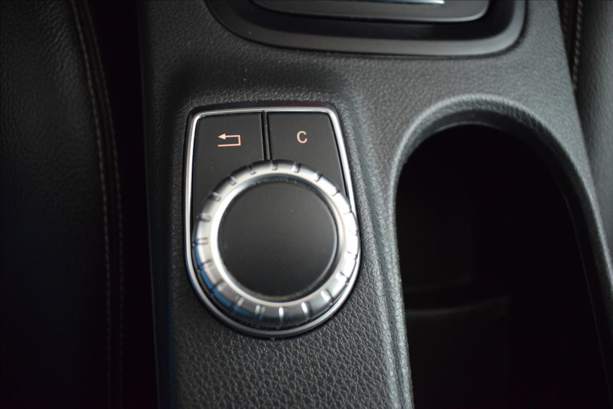 Mercedes-Benz Třídy B Hatchback 1,5 l 80 kw