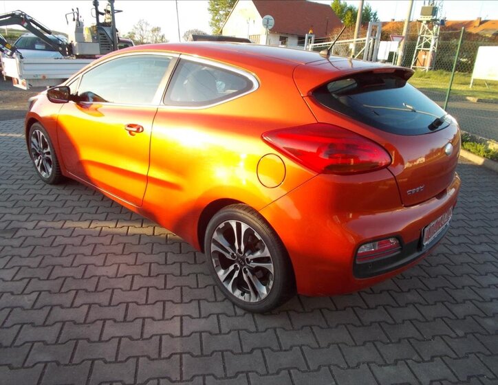 KIA Ceed 11