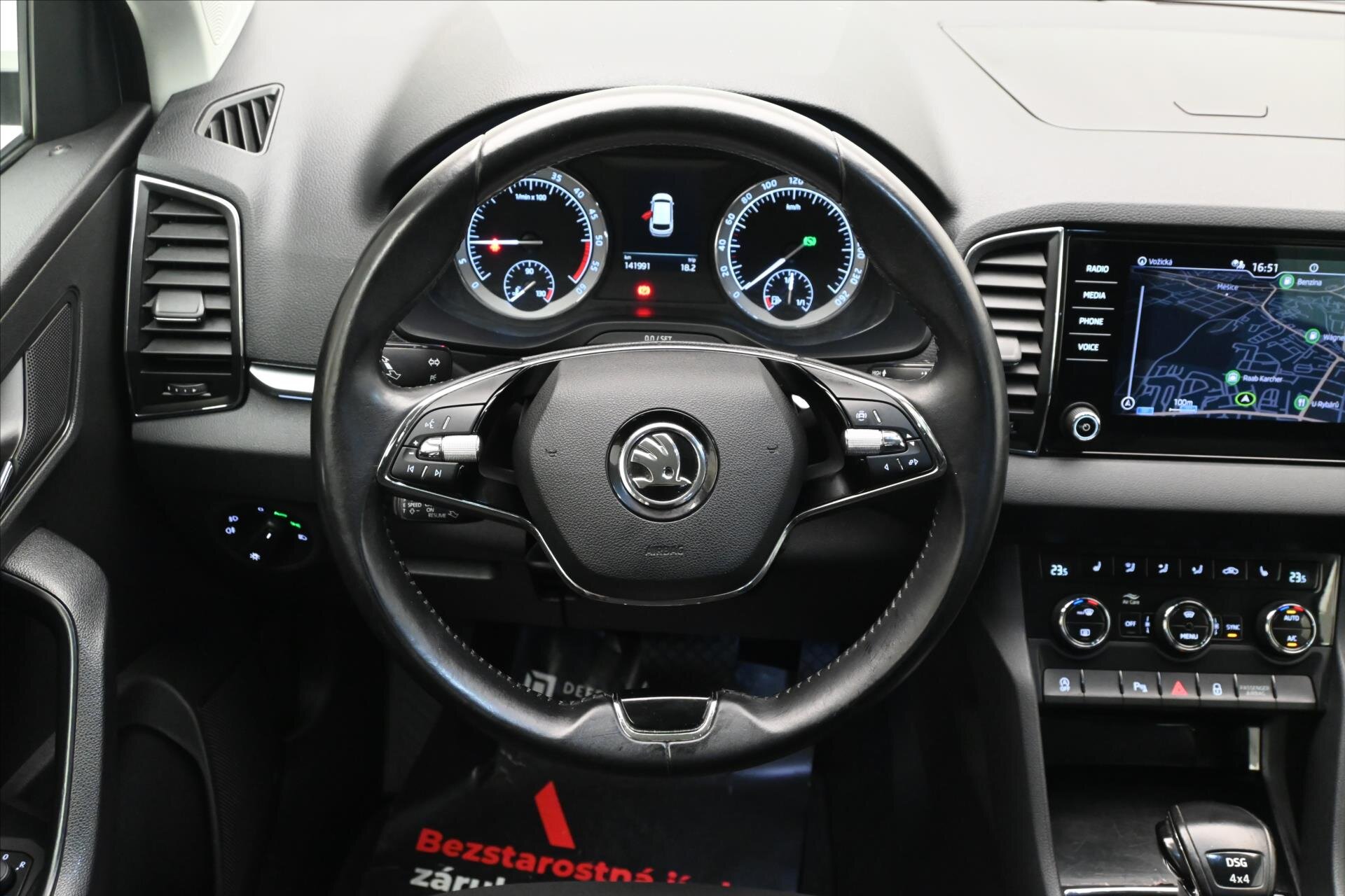 Škoda Karoq SUV / Terénní 2,0 l 110 kw