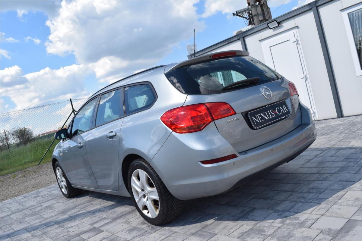 Opel Astra Kombi 1,7 l 81 kw