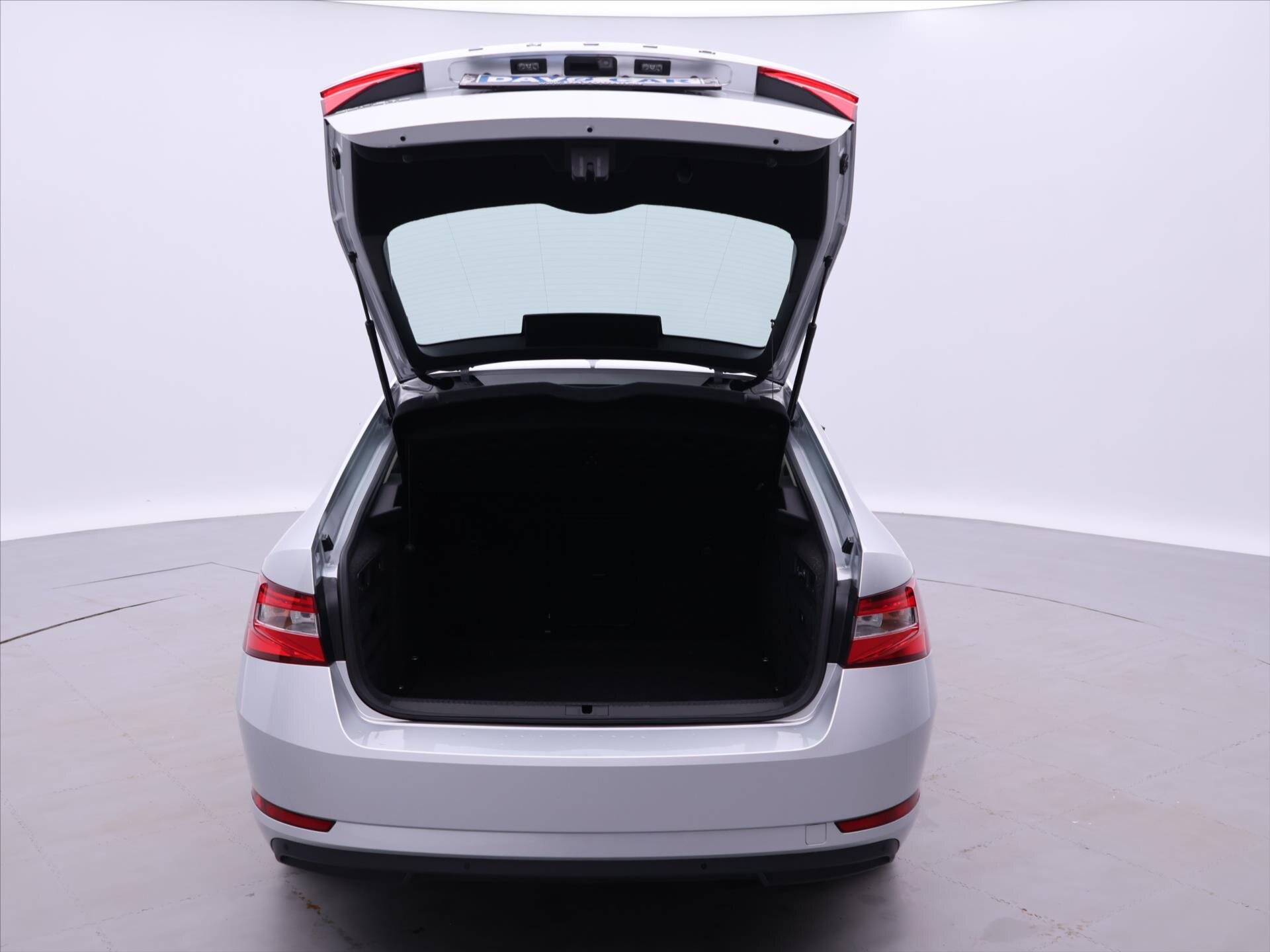 Škoda Superb Liftback 2,0 l 110 kw