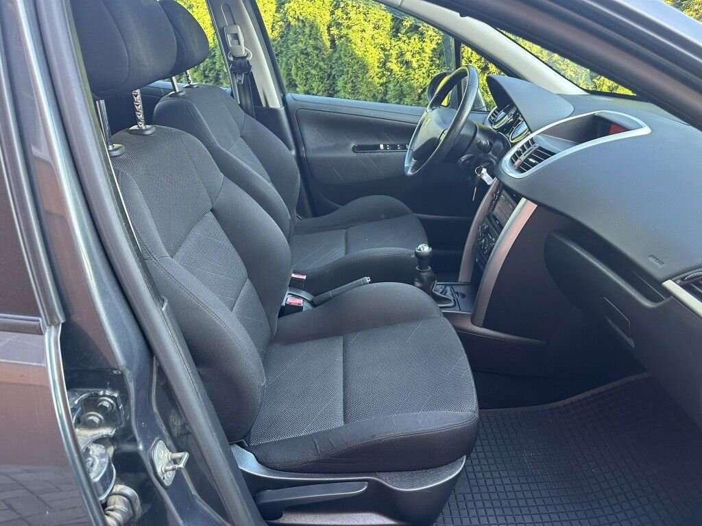 Peugeot 207 Kombi 1,6 l 88 kw