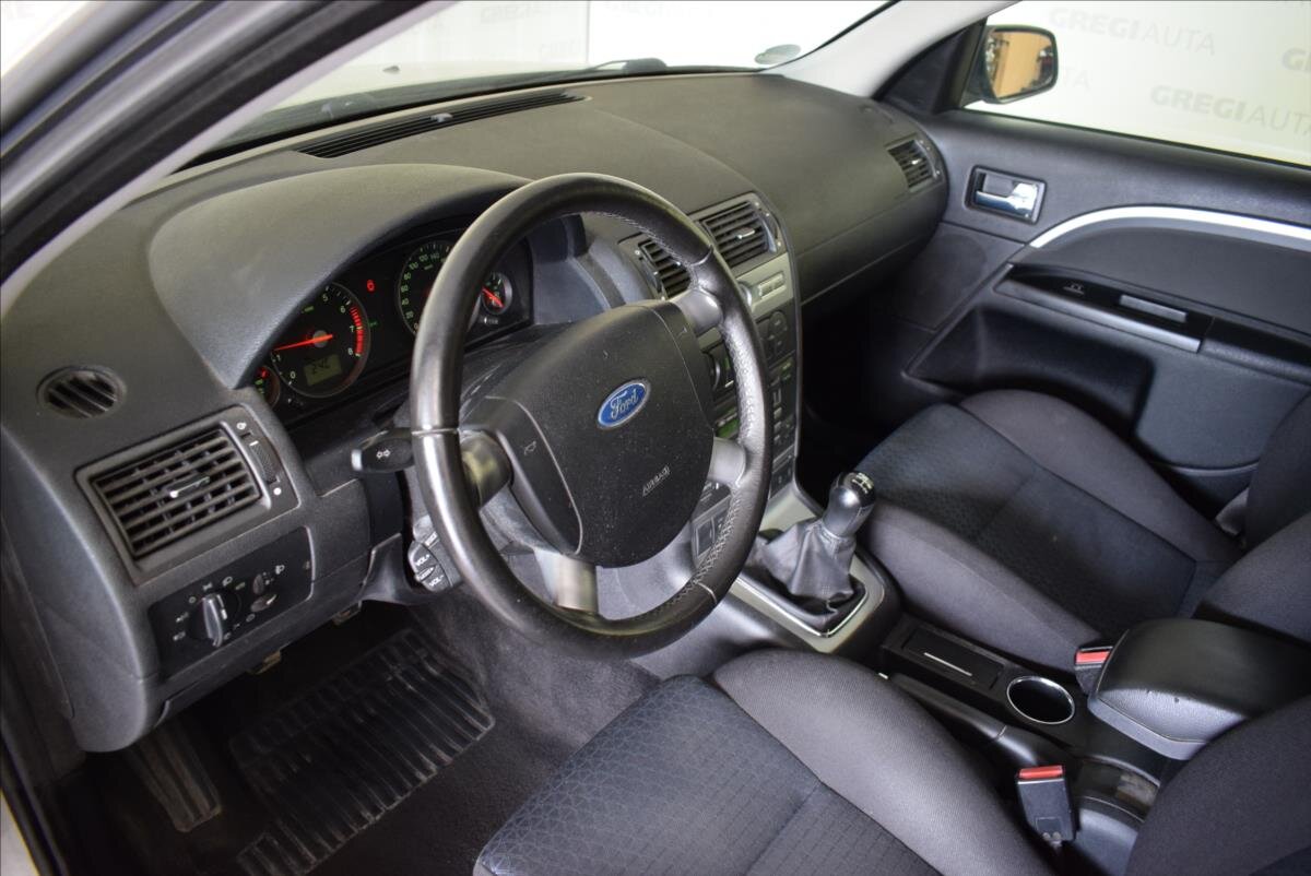 Ford Mondeo Kombi 1,8 l 92 kw