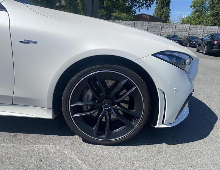 Mercedes-Benz CLS 16