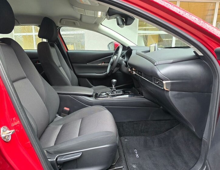 Mazda CX-30 21