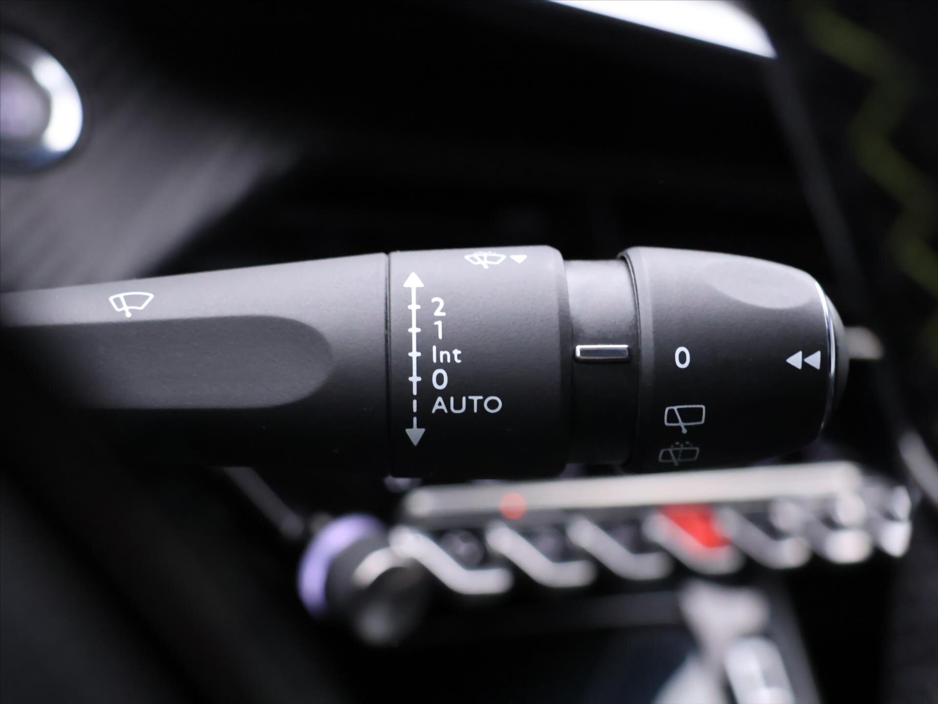 Peugeot 208 Hatchback 1,2 l 74 kw