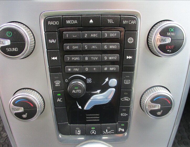 Volvo V70 Kombi 2,0 l 133 kw