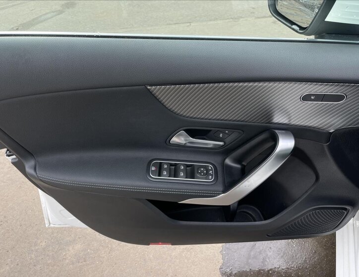 Mercedes-Benz Třídy A Hatchback 2,0 l 110 kw