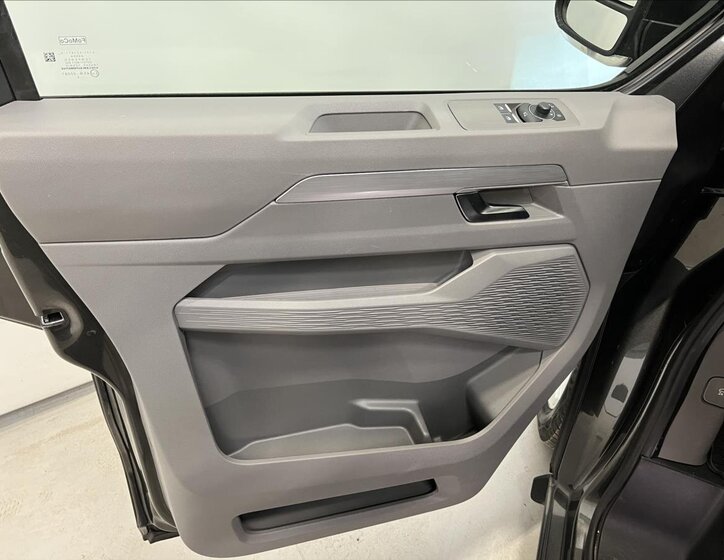 Volkswagen Caravelle Kombi 2,0 l 110 kw